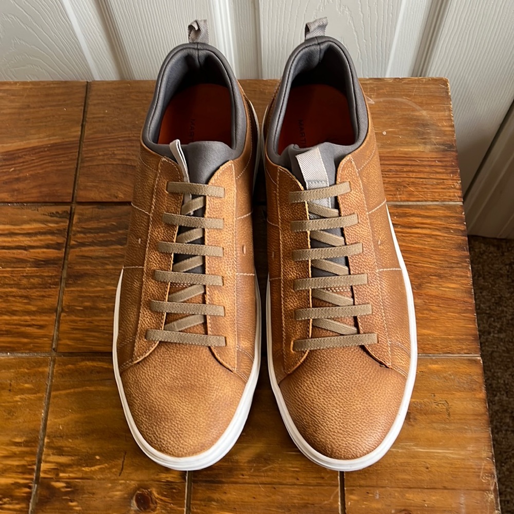 Martin Dingman, Cameron sneakers